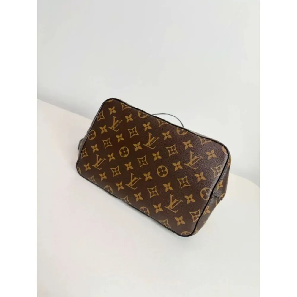 Louis Vuitton Women Pre-Loved Bag Very Good Condition